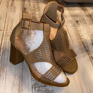 TOP Moda Tan Block Heel Sandals with Ankle Strap